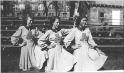 Jean Tyree, Edna Supthin, Doris Ann Hinkle